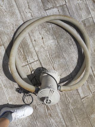 bomba para piscina, filtros y pastillas