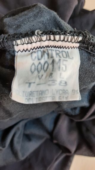 Top negro vintage auténtico Victorio y L