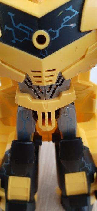 Transformers 30 cm Bumblebee con sonidos