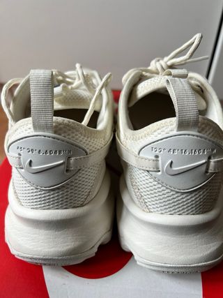 Zapatillas nike W TC7900 Sail n.41 EUR a estrenar