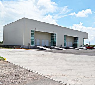 NAVES INDUSTRIALES