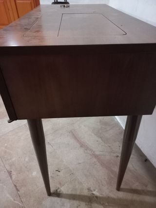 Tavolo per macchina da cucito