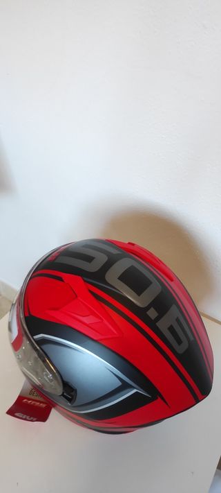 Casco givi  sin estrenar