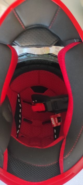 Casco givi  sin estrenar