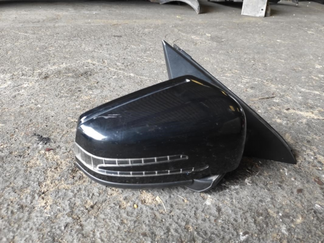 Retrovisor derecho A1568100216 Mercedes Benz y_439