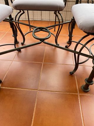 Mesa de hierro para jardin