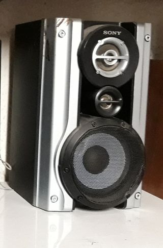 Bafle Sony SS-R6121