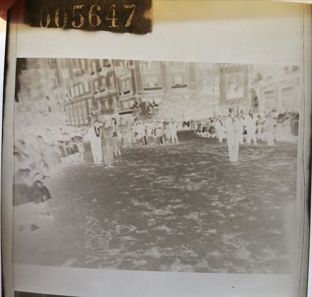 🔻Lote de negativos de miembro de la OJE