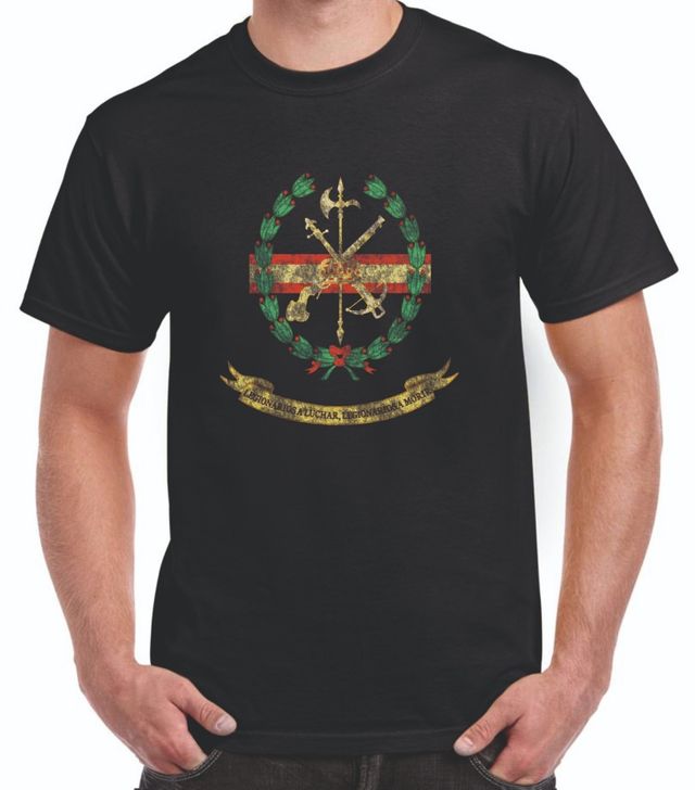 Camiseta militar escudo Legión Española.