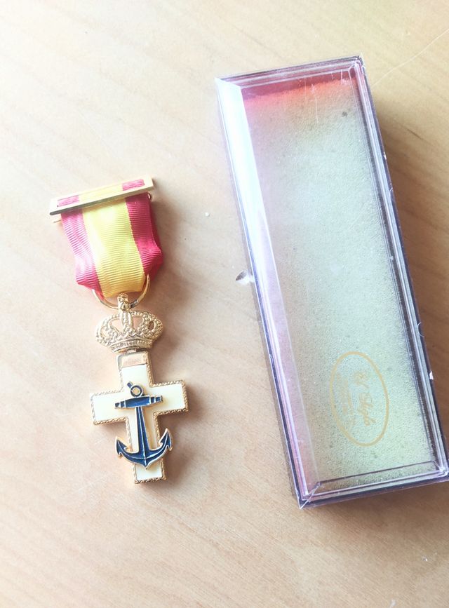 Cruz Mérito Naval- Distintivo Blanco ji