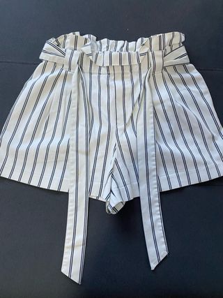 Pantalón corto Zara
