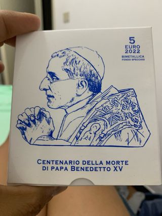 Vaticano moneta bimetallica  5 euro 2022