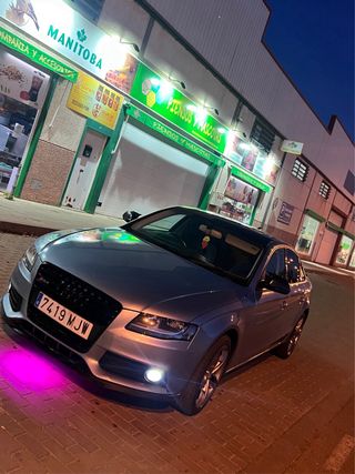 Audi A4 b8 2009 2.0 tdi con volante las drecha