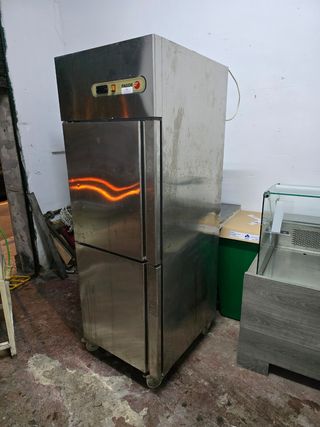 631213000 deja wasap congelador fagor industrial