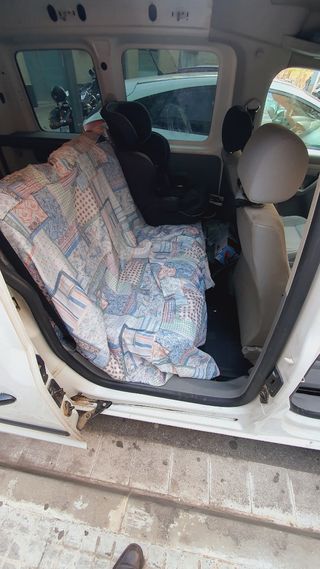 Volkswagen Caddy 2010