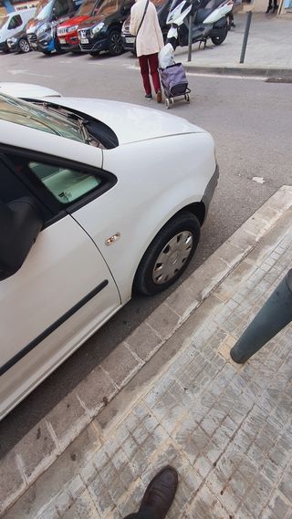 Volkswagen Caddy 2010