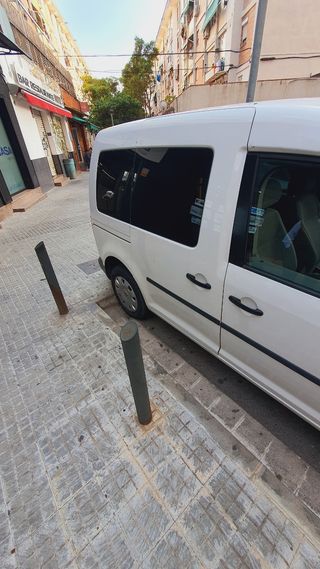 Volkswagen Caddy 2010