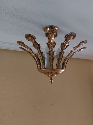 Lampara de bronce de techo