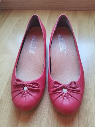 Clarks manoletinas rojas