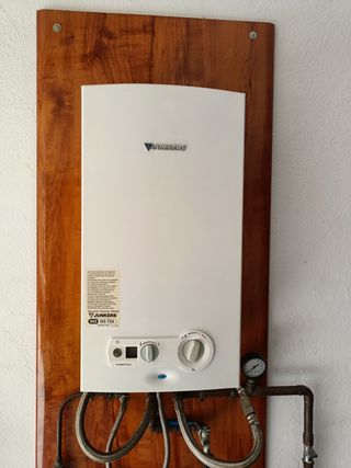 Calentador butano JUNKERS