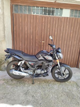 Keeway RKS 125