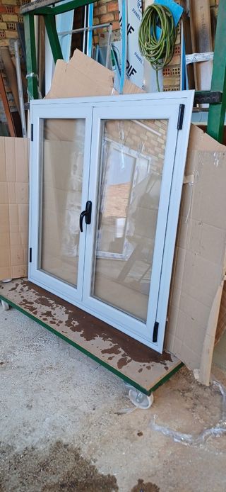 Ventana gris