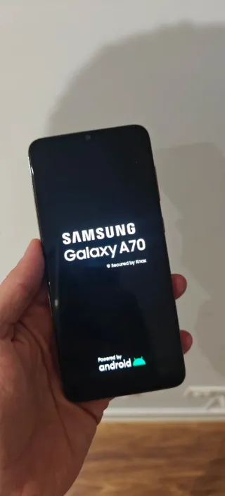 Samsung Galaxy A70