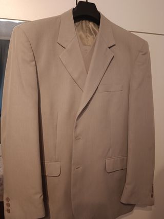 Traje hombre