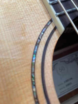 Guitarra electroacústica Albarez AD60CE