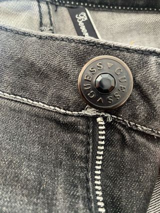 Pantalón mujer Guess