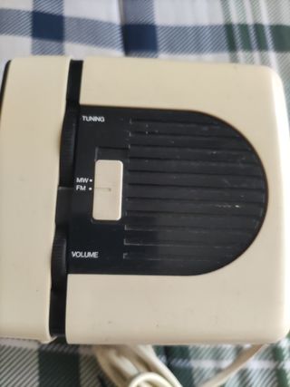 Radio despertador alarma