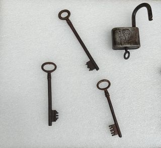 Llaves y Candados antiguos.