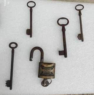 Llaves y Candados antiguos.