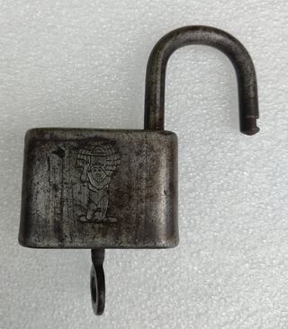 Llaves y Candados antiguos.