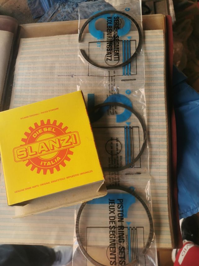 Serie Segmenti Normali Slanzi