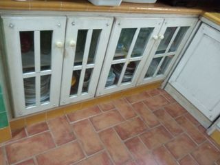 PUERTAS DE MADERA MACIZA CON CRISTALERA