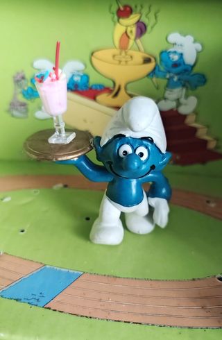 Puffo puffi custom milk shake 🍓