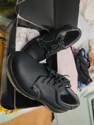 Zapatos y botas de seguridad para trabajo