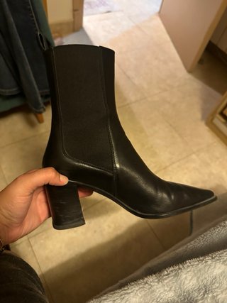 Botin tacon negro zara