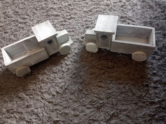 2 Figuras decorativas