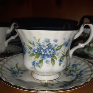 Porcelana Royal Albert