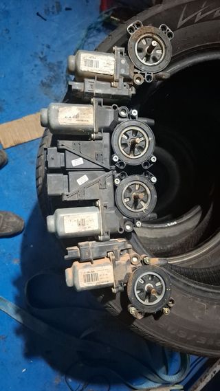 Motor limpia laguna