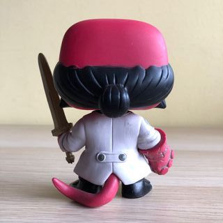 FUNKO POP HELLBOY WITH SWORD
