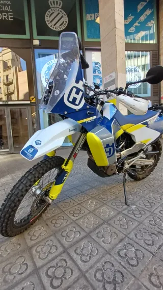 Husqvarna 701 Enduro LR
