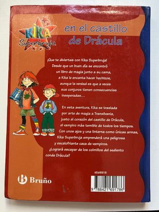 Kika Superbruja en el castillo de Drácula (10).