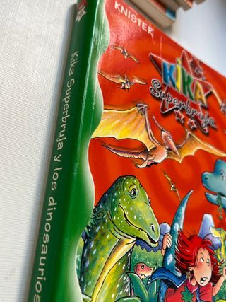 Kika Superbruja y los dinosaurios (16).