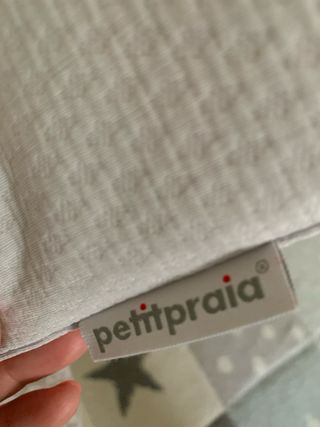 Protector cuna  y edredón petit praia gris