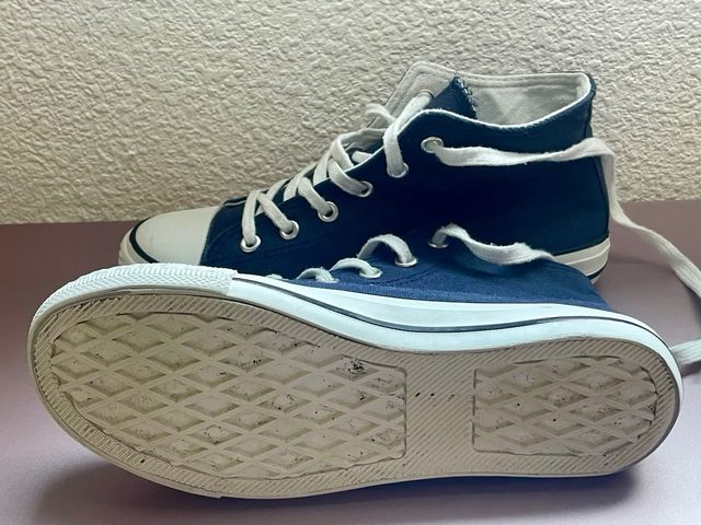 Zapatilla tipo Converse