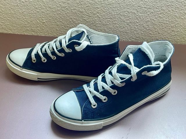 Zapatilla tipo Converse
