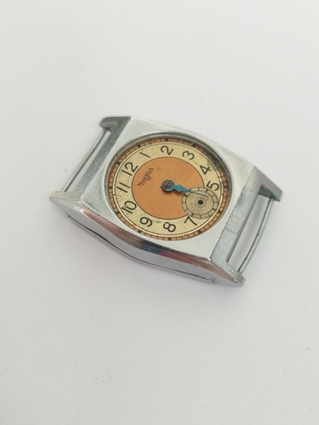 Reloj Marcella 72 de cuerda, para reparar